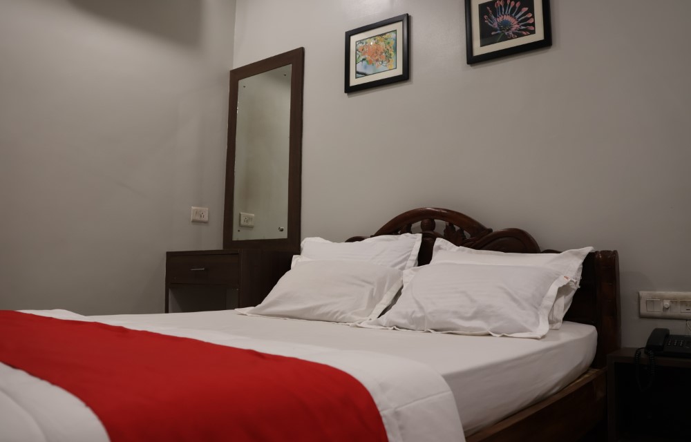 HOTEL LEISURE